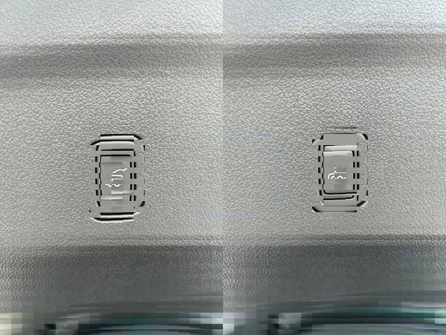 New 2026 Chevrolet Suburban Premier image 20