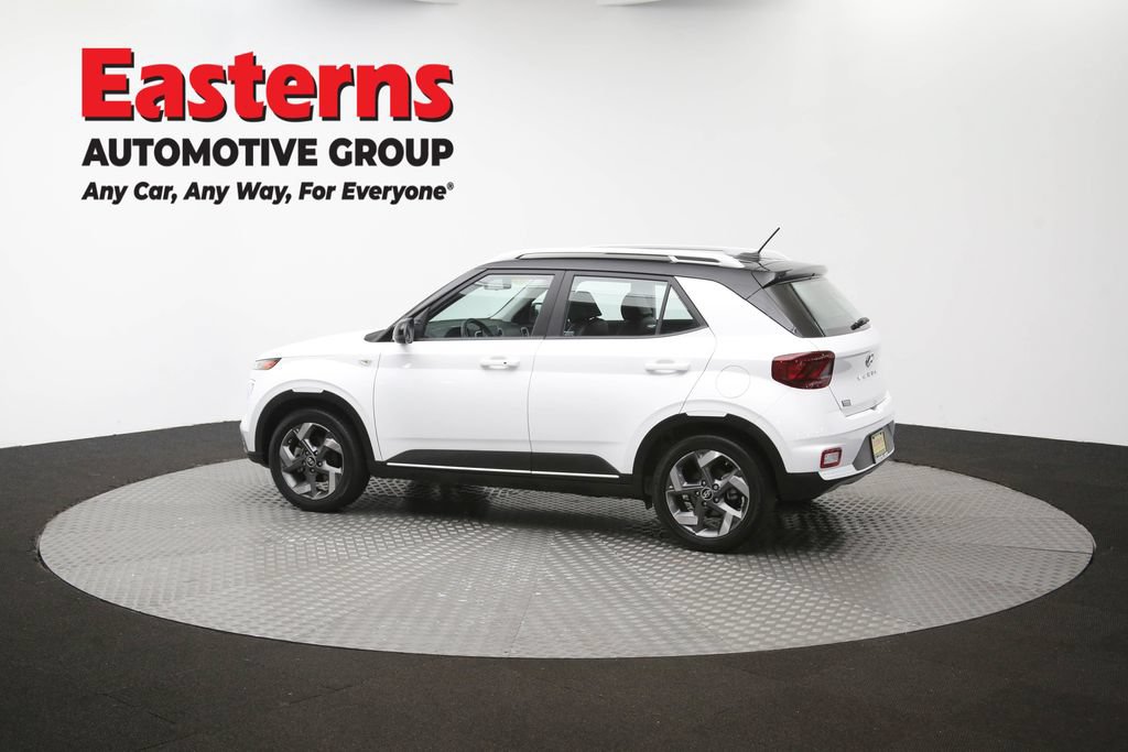 Used 2025 Hyundai Venue Limited FWD image 61