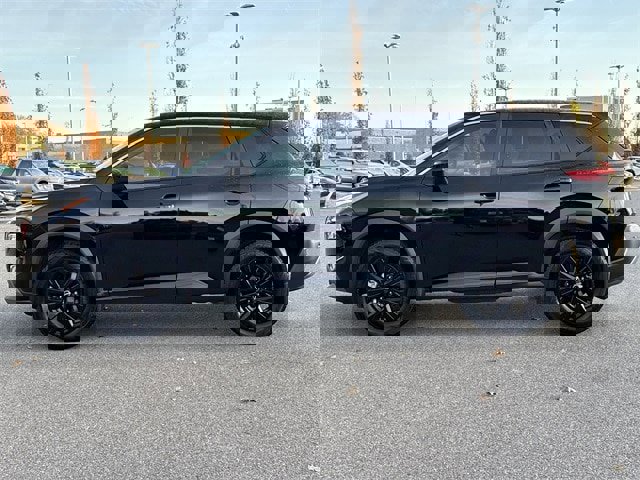 Used 2023 Nissan Rogue SV image 6