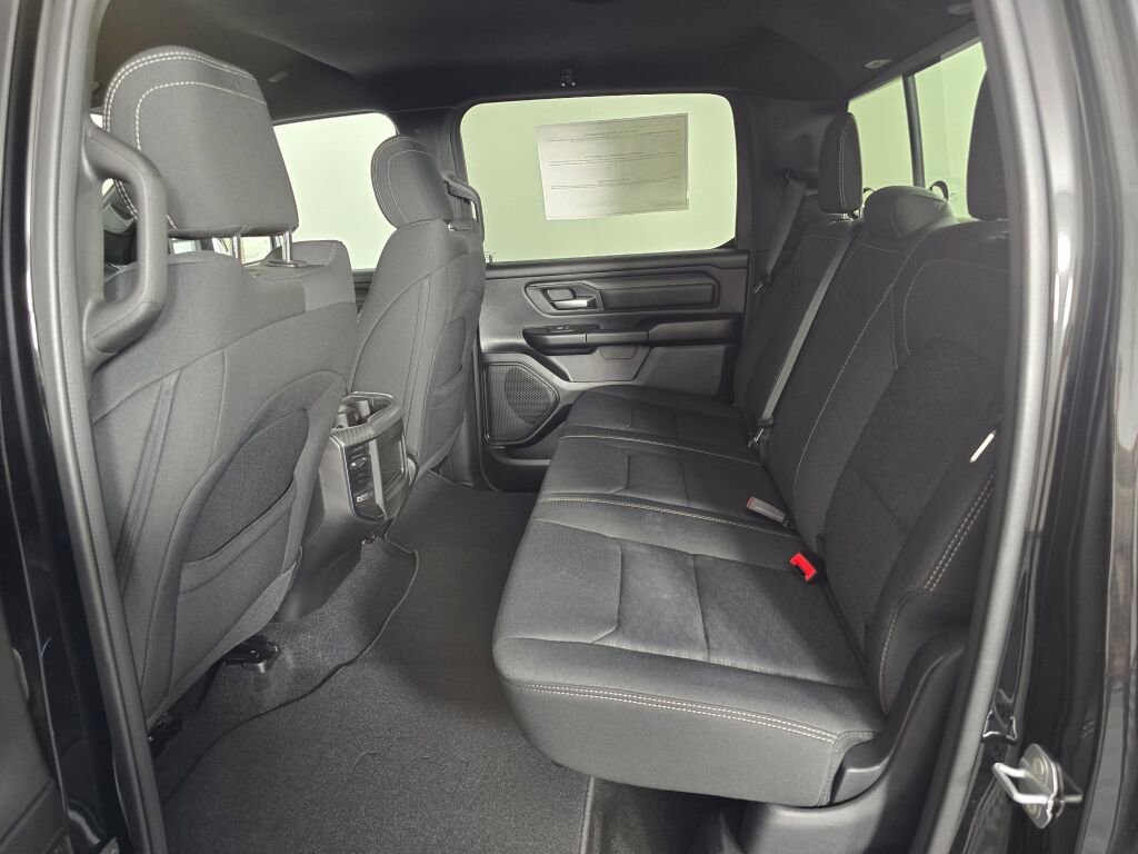 New 2026 RAM 1500 Express AWD/4WD image 37