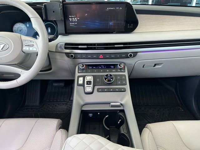 Used 2024 Hyundai Palisade Limited AWD/4WD image 17