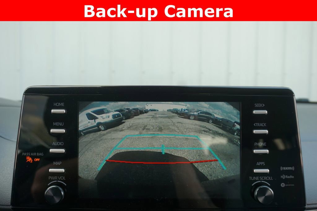 Used 2024 Toyota Sienna LE image 7