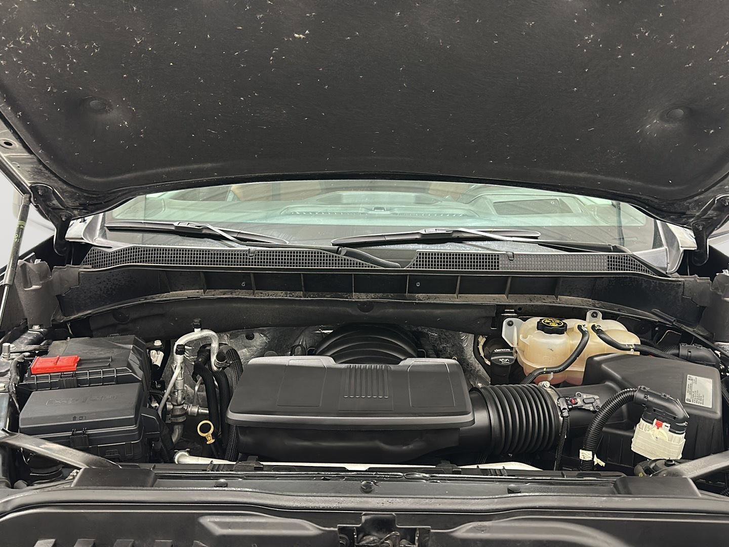 Used 2020 Chevrolet Silverado 1500 High Country w/ Technology Package AWD/4WD image 27