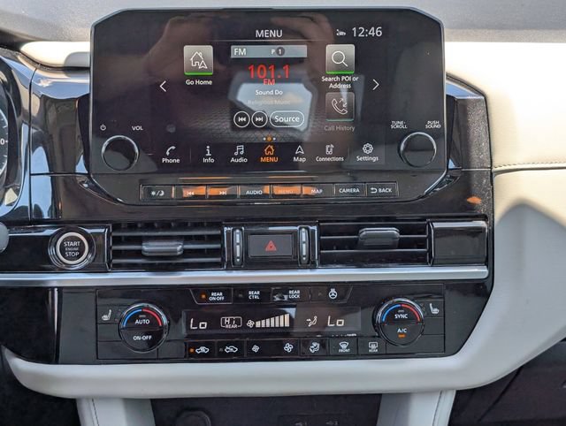 Used 2022 Nissan Pathfinder SL w/ SL Premium Package FWD image 18