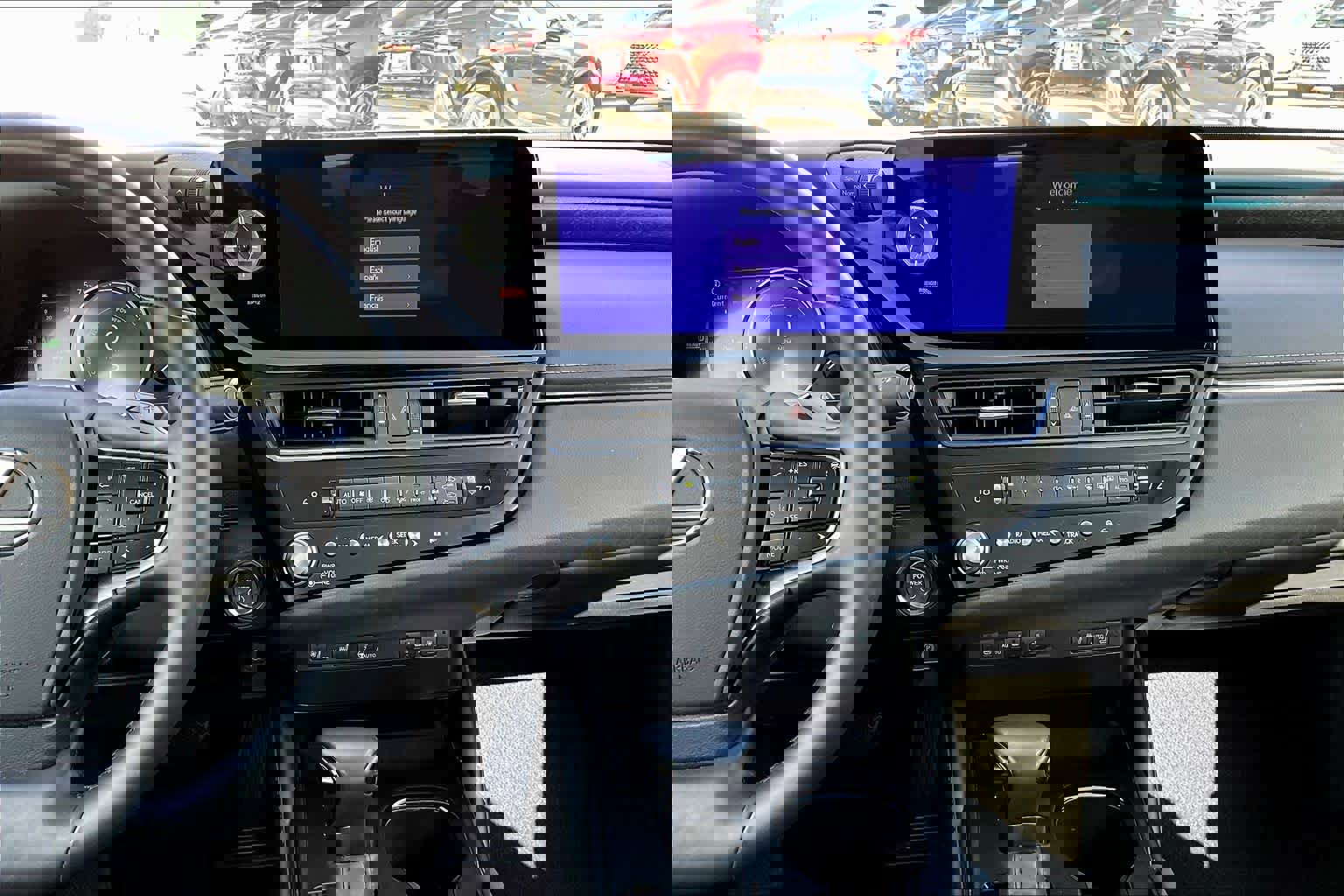 Certified 2025 Lexus ES 300h w/ Premium Package image 6