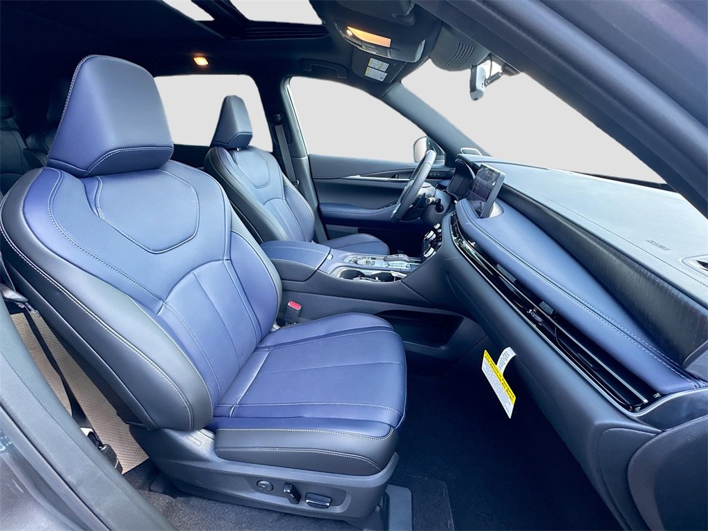 New 2026 INFINITI QX60 Sport w/ Dark Cargo Package image 31