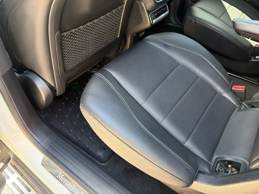Used 2023 Mercedes-Benz GLS 450 4MATIC image 39