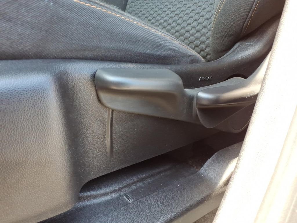 Used 2018 GMC Terrain SLE AWD/4WD image 28