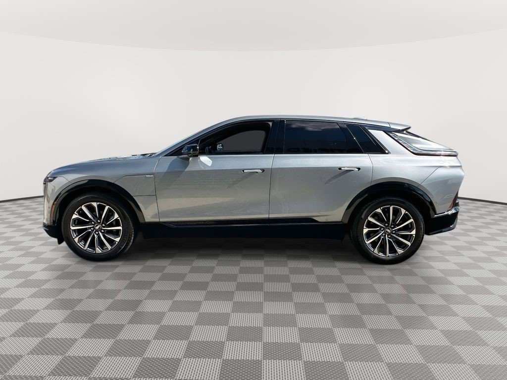 Certified 2024 Cadillac Lyriq Sport image 7