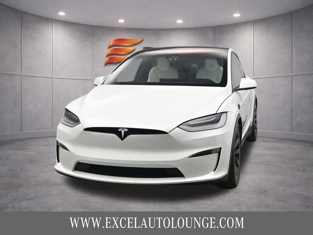 Used 2022 Tesla Model X image 9