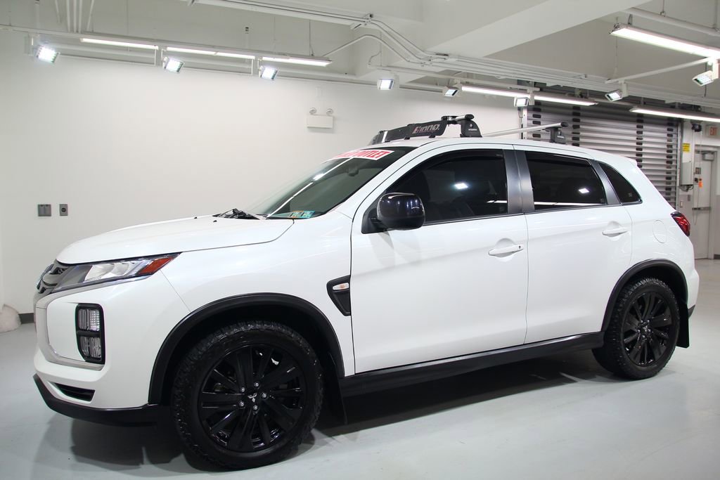 Used 2021 Mitsubishi Outlander Sport LE image 3