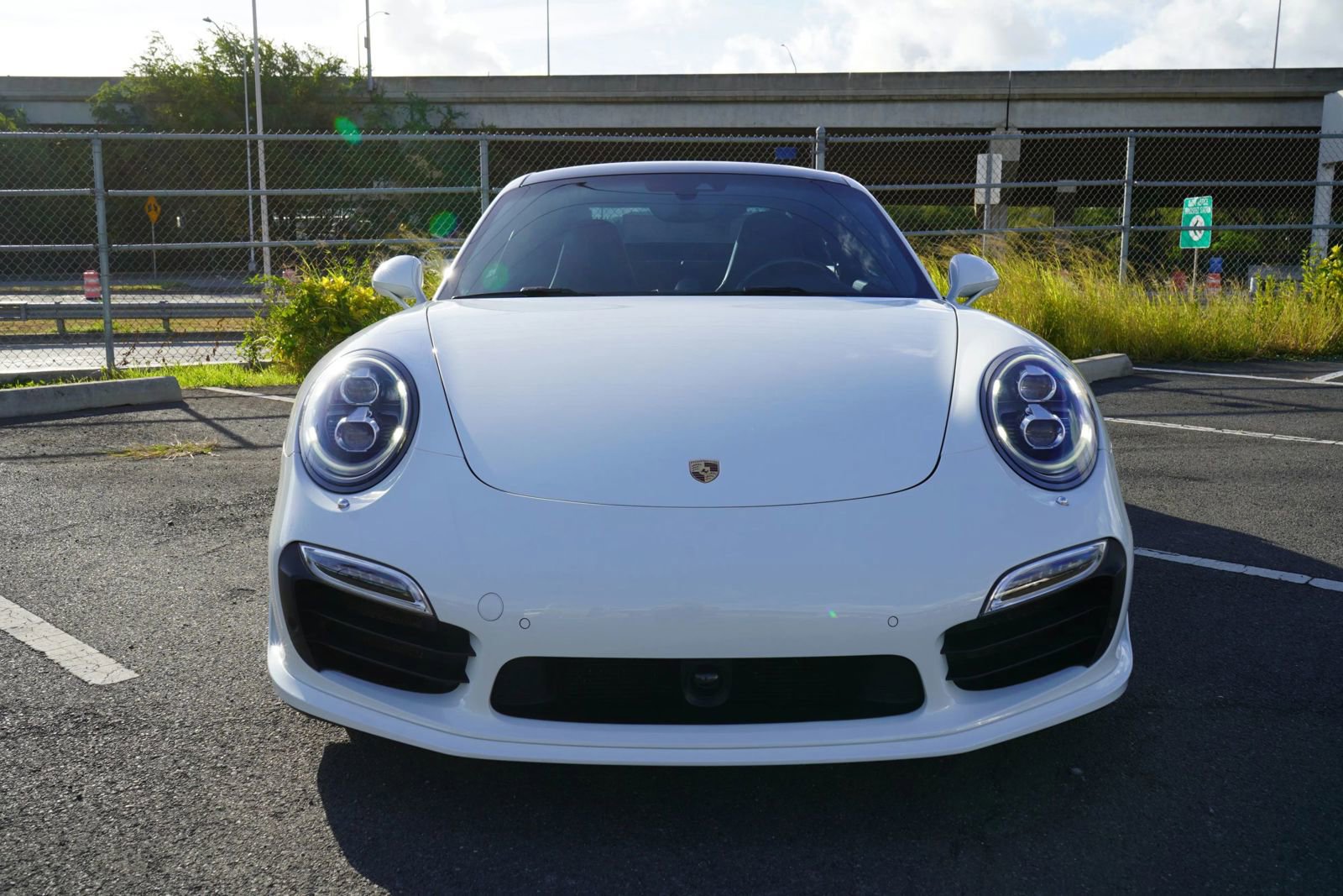 Used 2015 Porsche 911 Turbo S w/ High-end Infotainment Package image 4