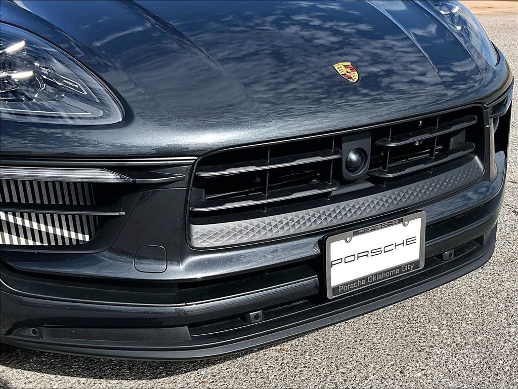 Certified 2023 Porsche Macan S AWD/4WD image 20