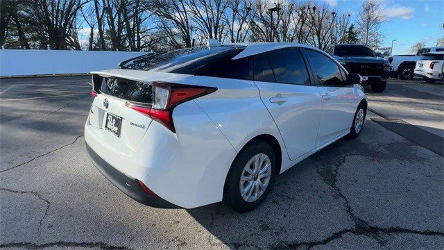 Used 2022 Toyota Prius LE image 10