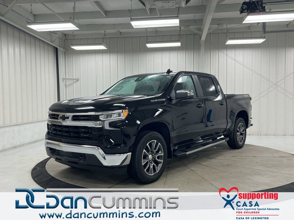 Used 2022 Chevrolet Silverado 1500 LT AWD/4WD image 1