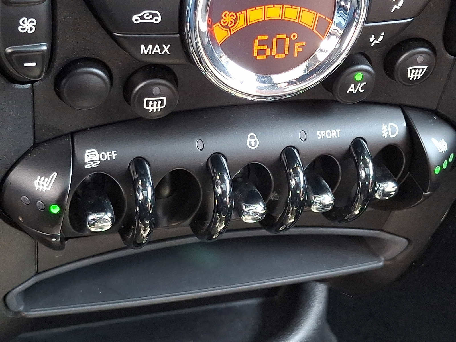 Used 2016 MINI Cooper Countryman S AWD/4WD image 23