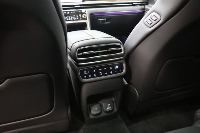 Used 2025 Genesis GV80 3.5T Prestige AWD/4WD image 36