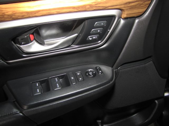 Used 2022 Honda CR-V Touring image 11