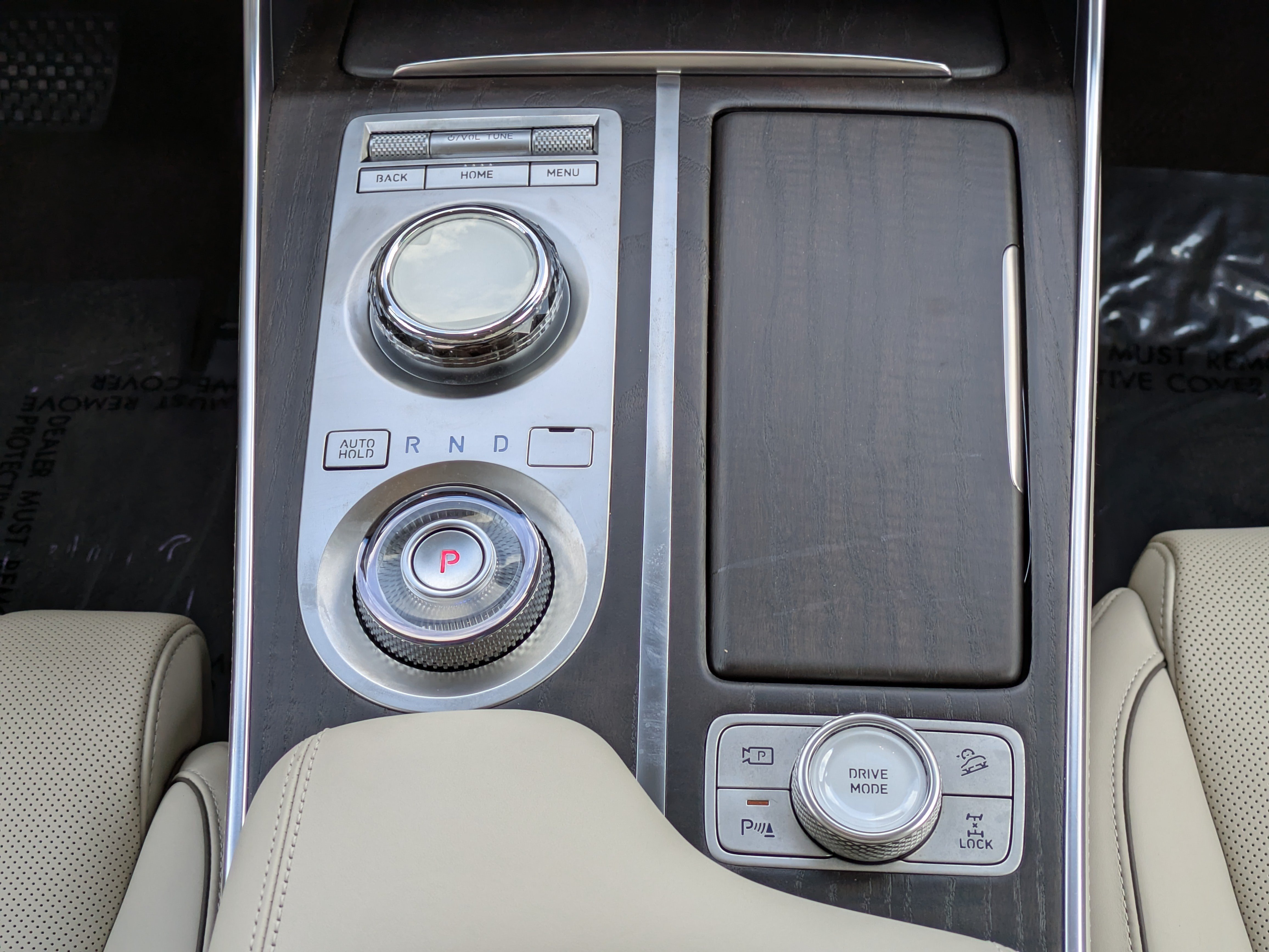 Used 2024 Genesis GV80 3.5T w/ Prestige Package AWD/4WD image 17