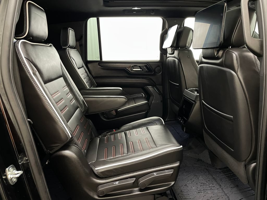 Used 2026 GMC Yukon XL AT4 Ultimate w/ LPO, Floor Liner Package AWD/4WD image 51