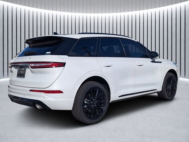 New 2025 Lincoln Corsair Reserve w/ Equipment Group 202A AWD/4WD image 3