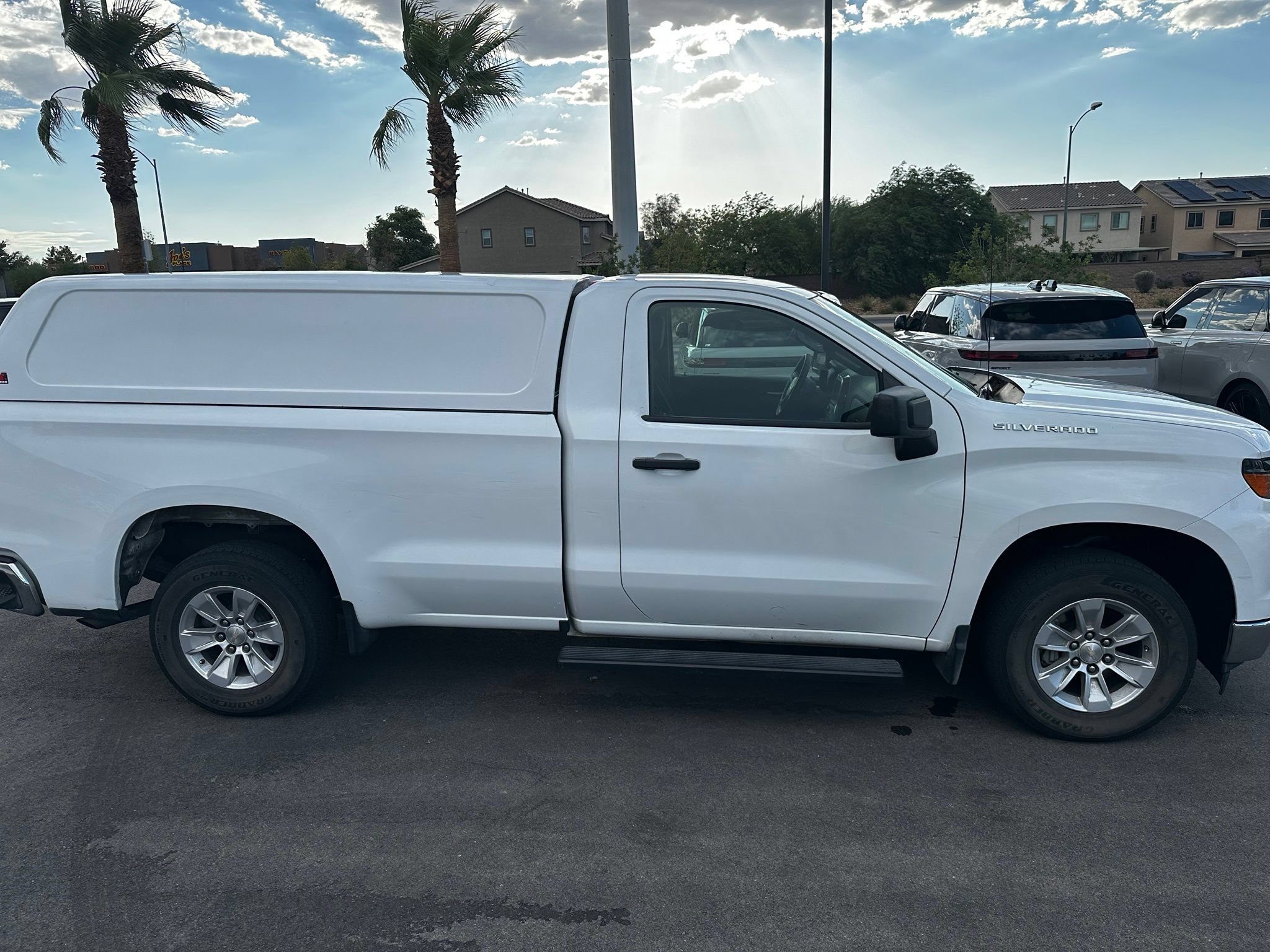 Used 2022 Chevrolet Silverado 1500 W/T RWD image 3