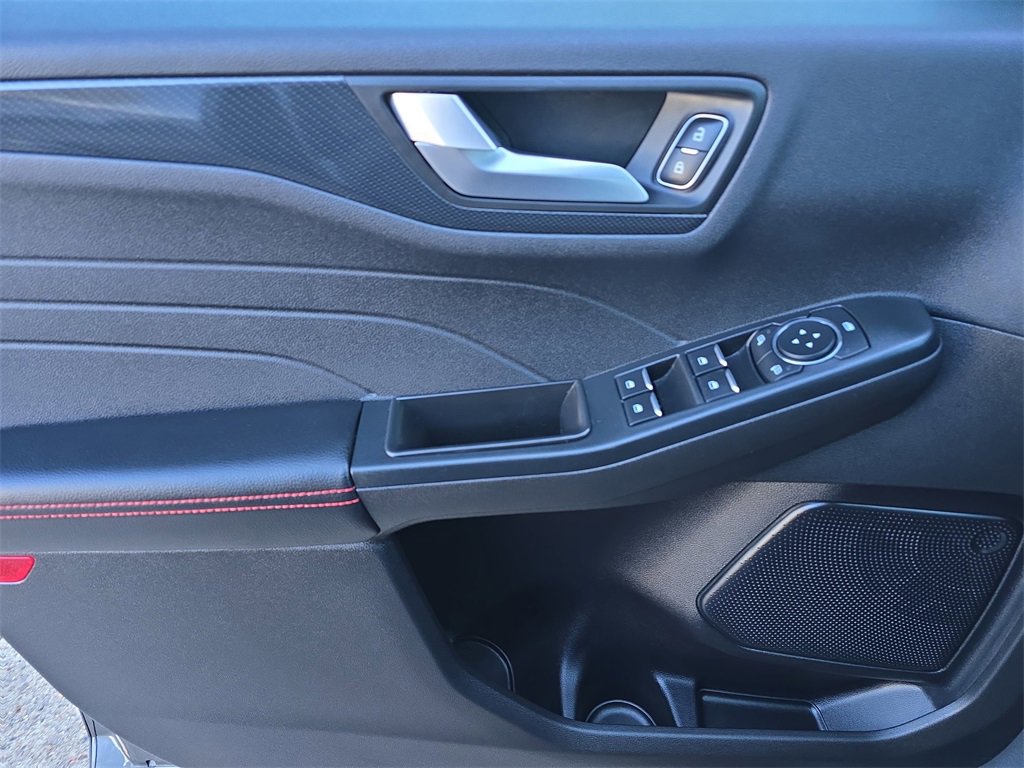 Used 2023 Ford Escape ST-Line w/ Tech Pack #1 image 26