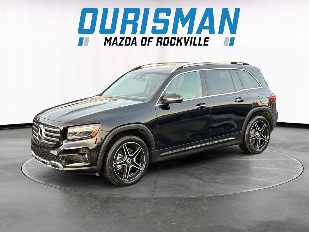Used 2024 Mercedes-Benz GLB 250 image 2