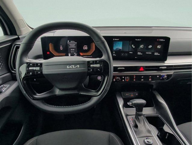 New 2026 Kia Sorento LX FWD image 31