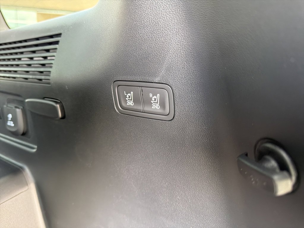 New 2026 Hyundai Santa Fe Calligraphy FWD image 12