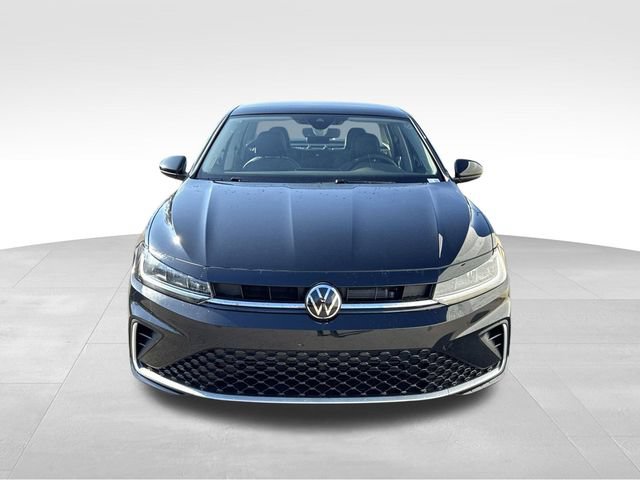 Used 2026 Volkswagen Jetta SE FWD image 8