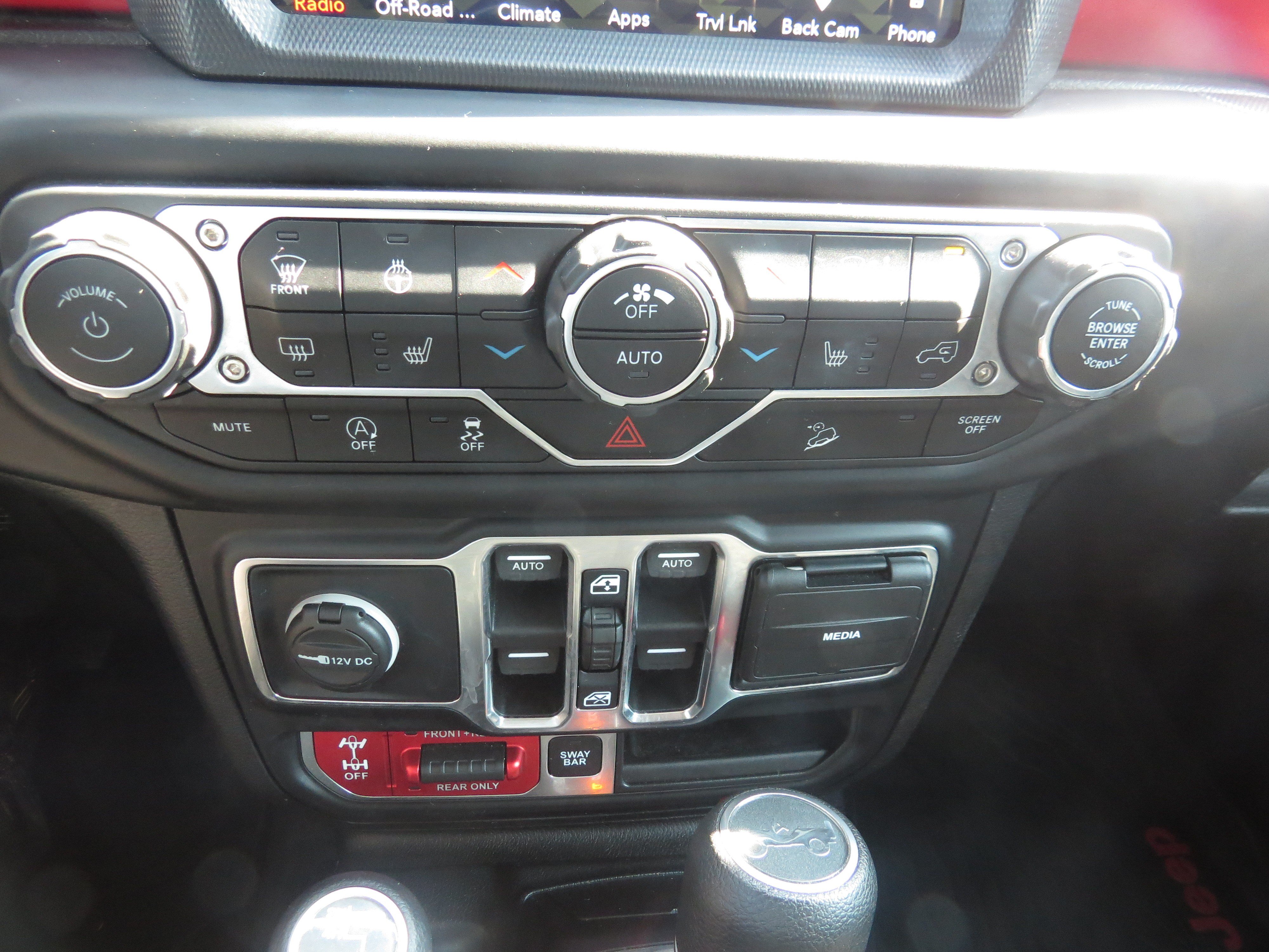 Used 2019 Jeep Wrangler Unlimited Rubicon AWD/4WD image 24