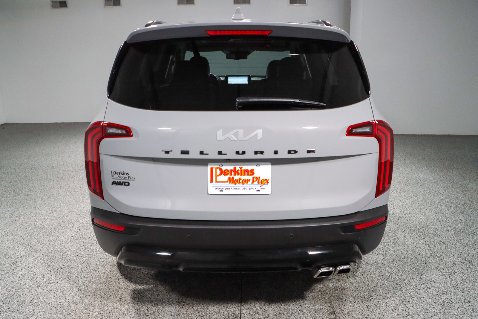Used 2022 Kia Telluride EX w/ EX Premium Package image 8
