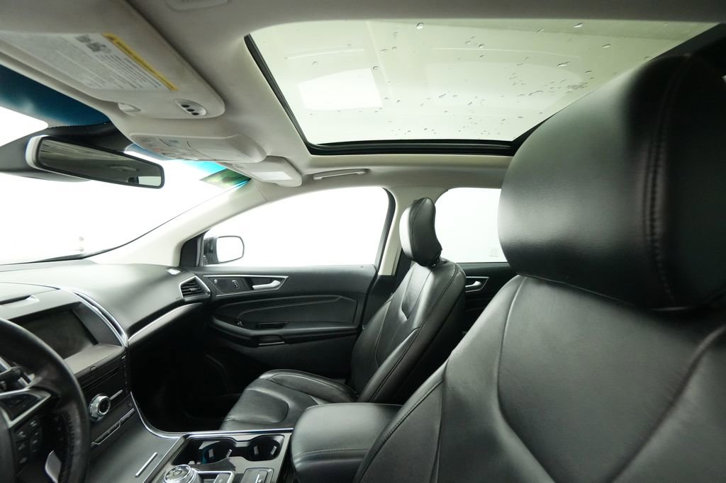 Used 2019 Ford Edge Titanium w/ Cold Weather Package AWD/4WD image 20