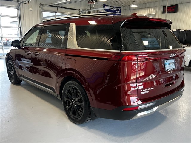 Used 2024 Kia Carnival SX Prestige image 5