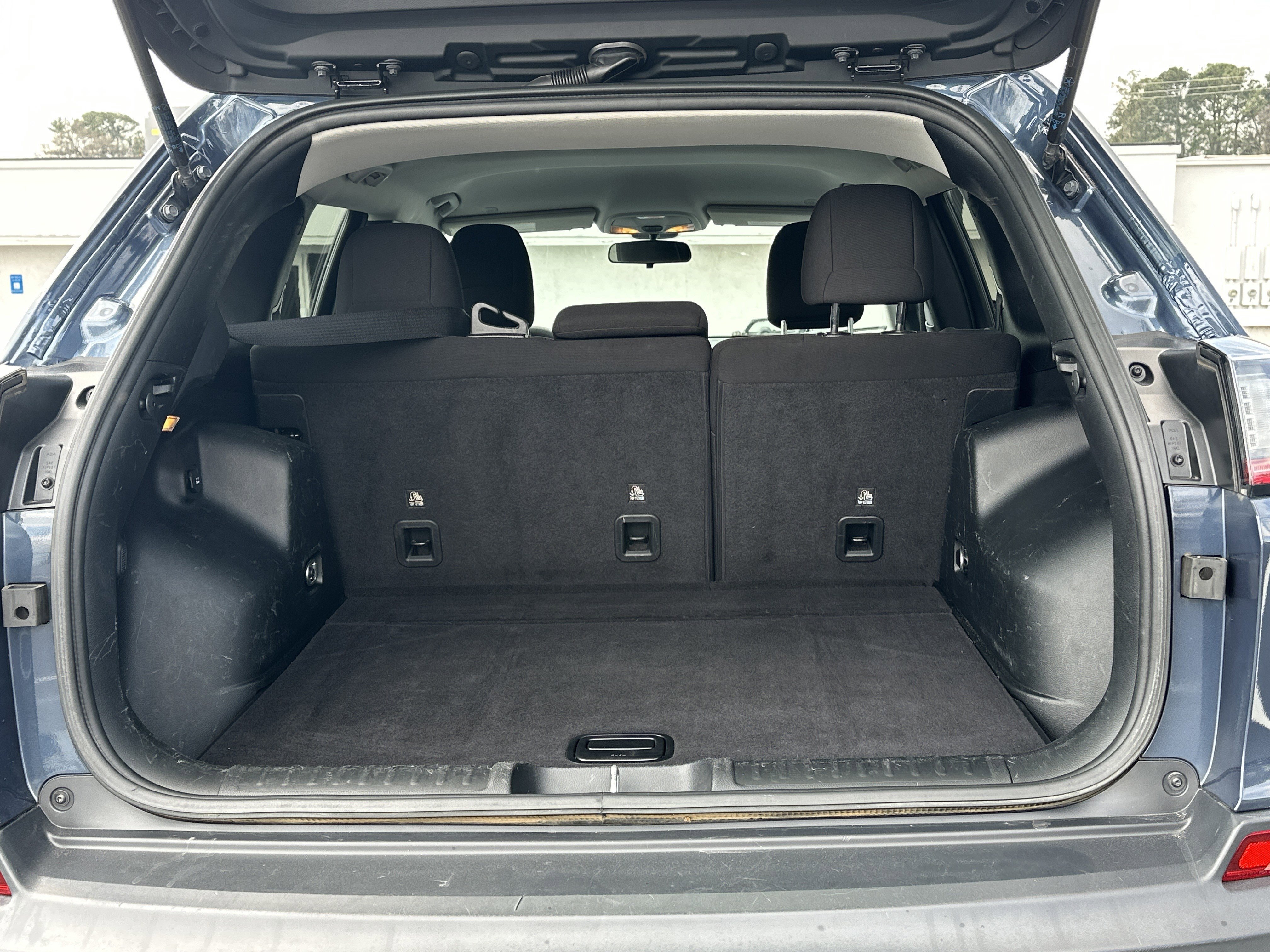 Used 2020 Jeep Cherokee Latitude image 14