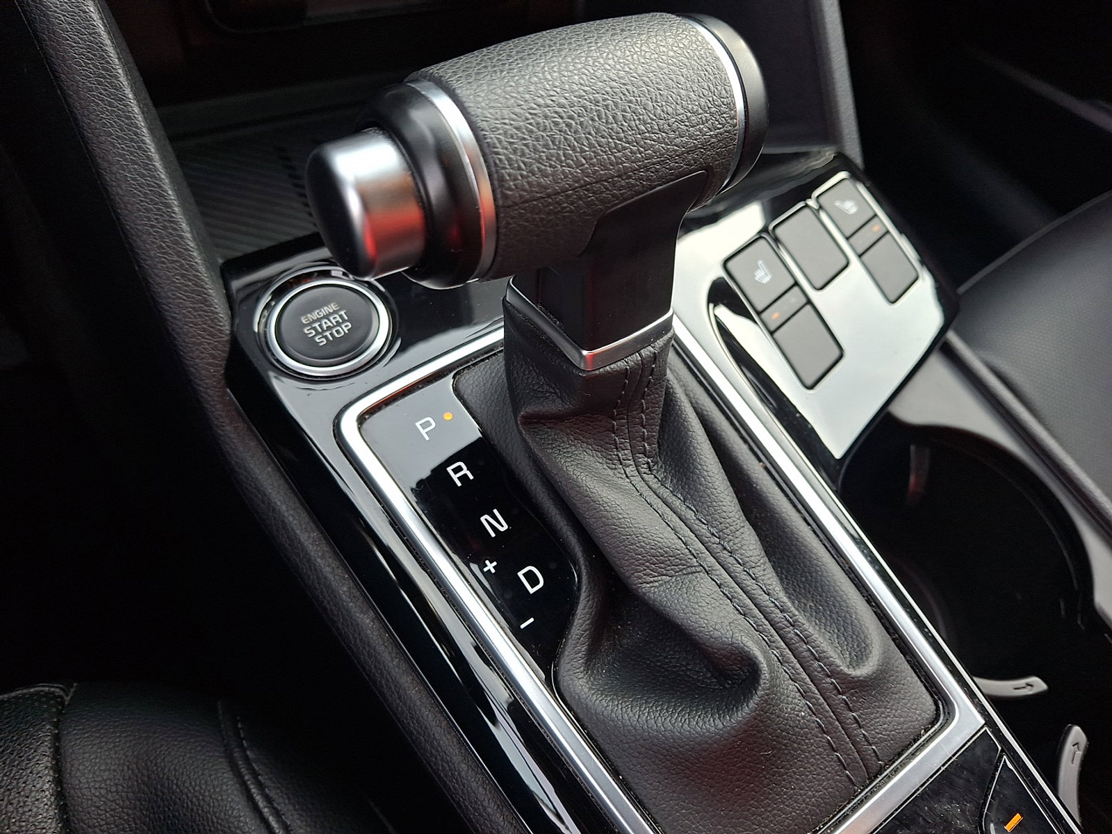 Certified 2023 Kia Sportage X-Line image 14