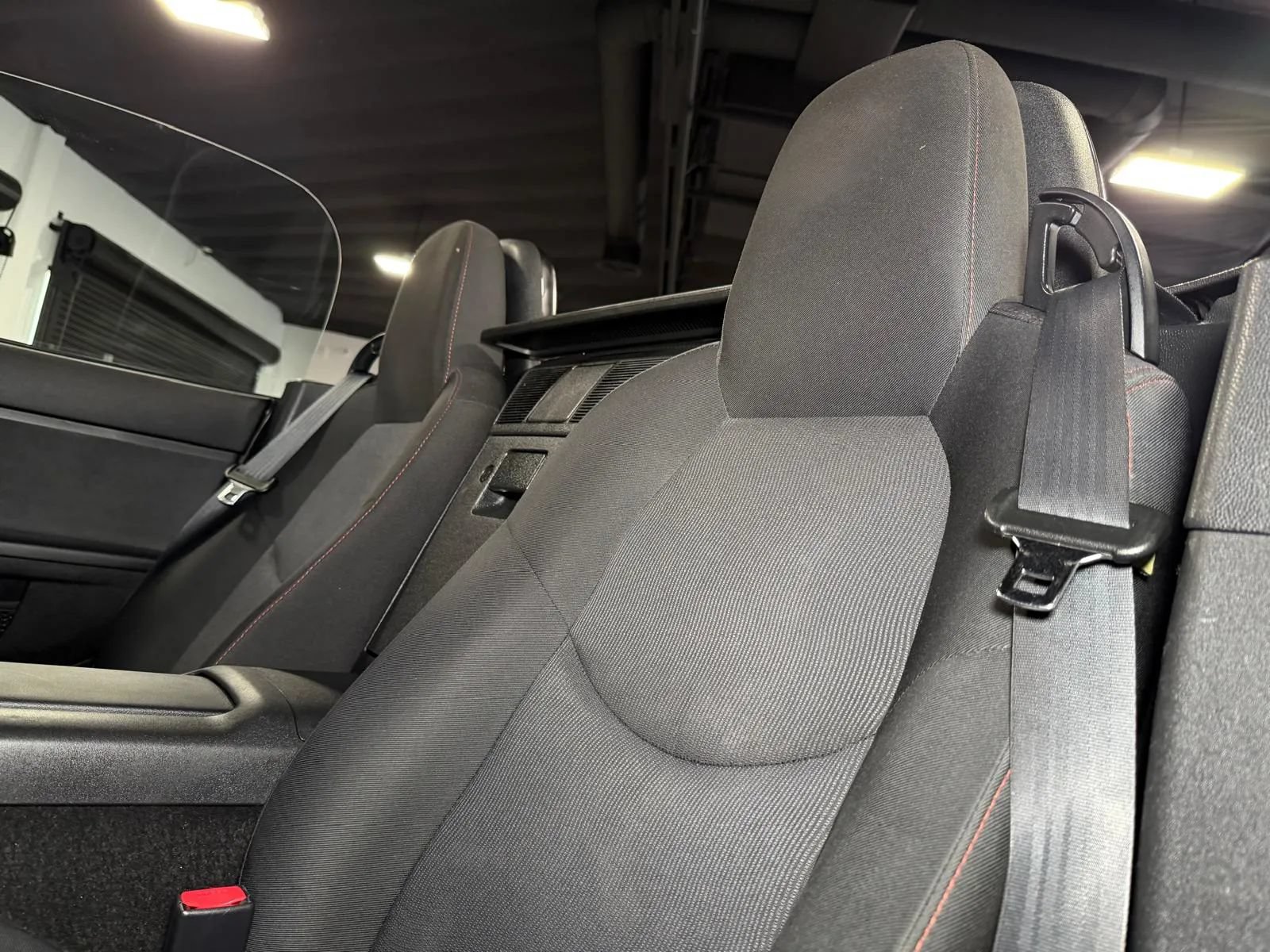 Used 2015 MAZDA MX-5 Miata Club RWD image 20