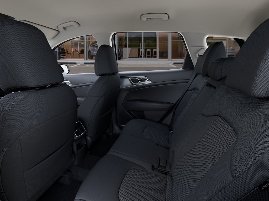New 2024 Kia Sportage LX image 18