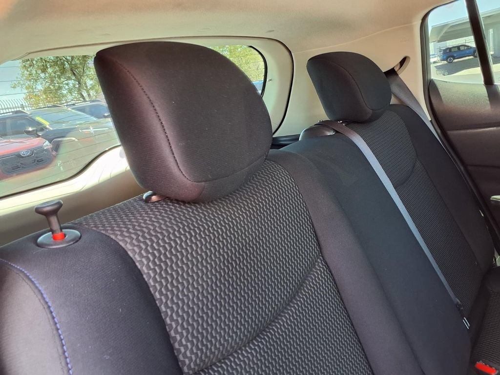 Used 2016 Nissan Leaf S FWD image 22