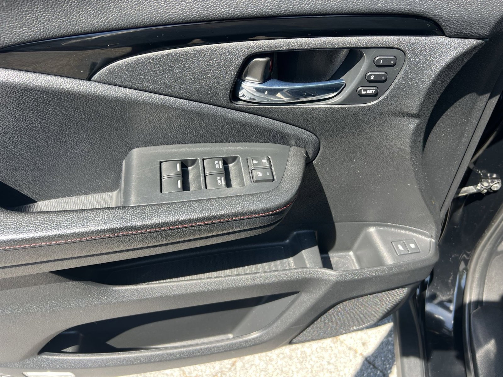 Used 2021 Honda Pilot Black Edition image 23