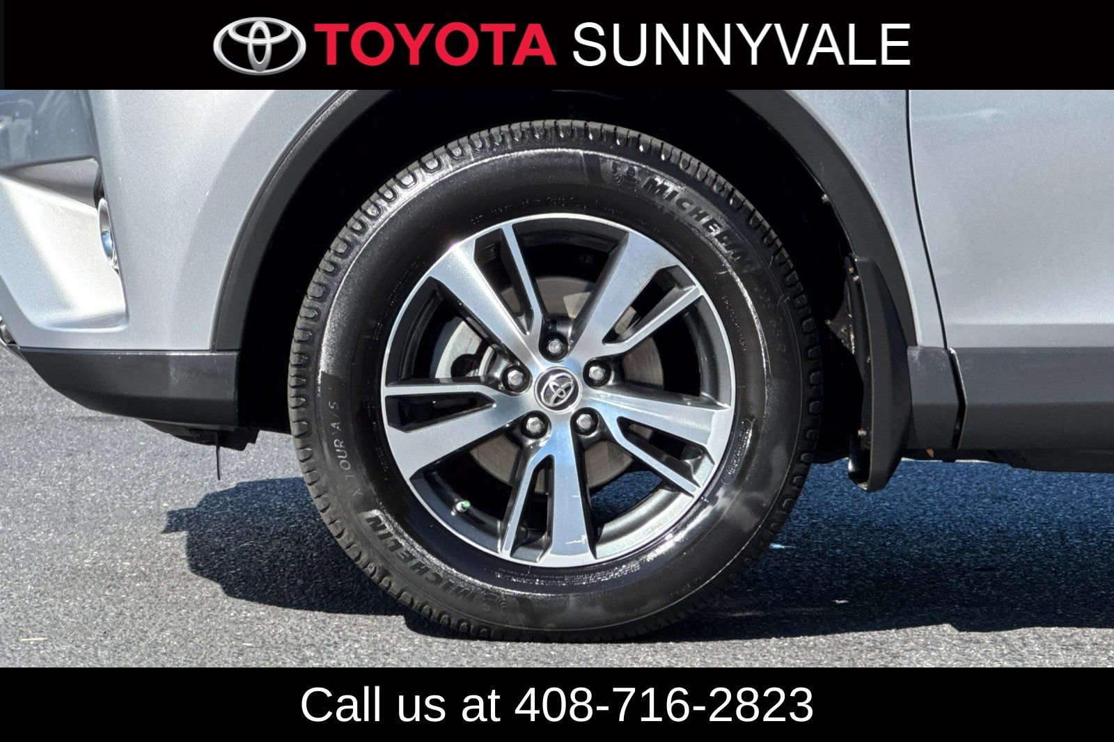 Used 2017 Toyota RAV4 XLE w/ Plus Extra Value Package FWD image 12