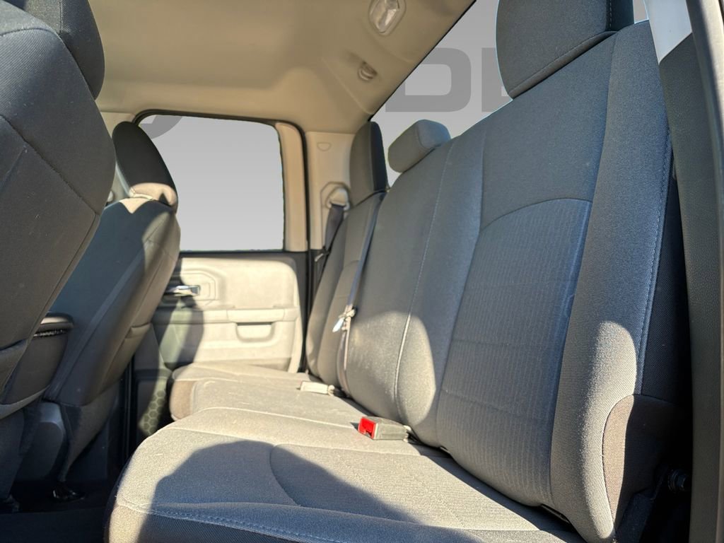 Used 2024 RAM 1500 Classic SLT image 3