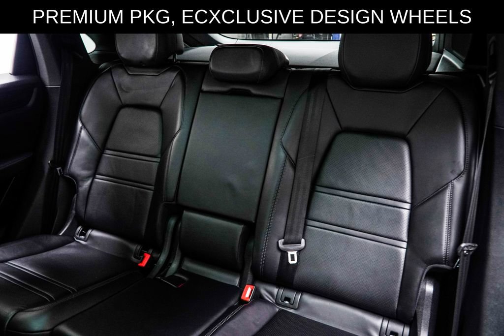 Used 2023 Porsche Cayenne Coupe AWD/4WD image 45