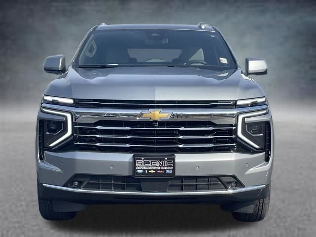 Used 2026 Chevrolet Suburban LT w/ Comfort Package image 29
