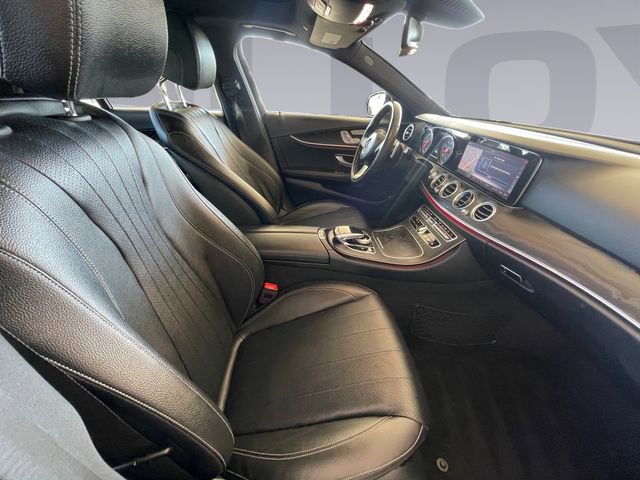 Used 2018 Mercedes-Benz E 300 4MATIC image 17