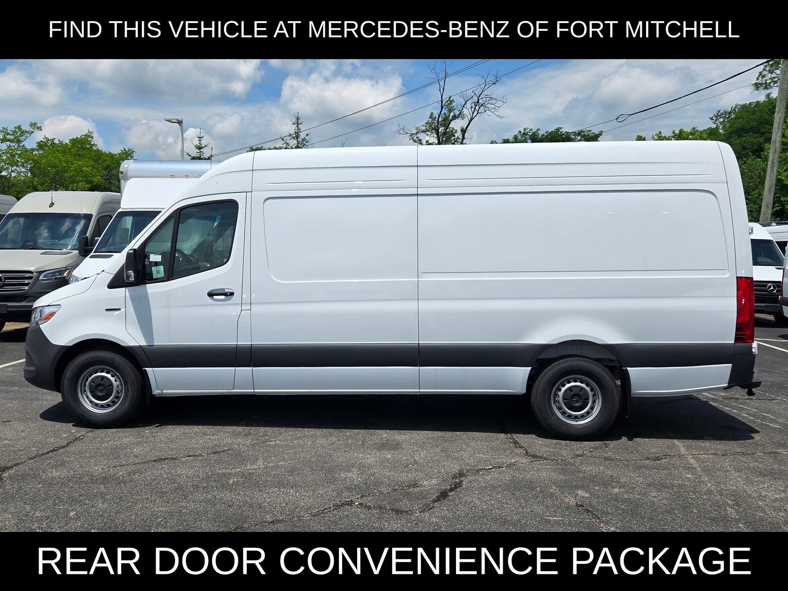 New 2025 Mercedes-Benz eSprinter 170 Cargo image 4