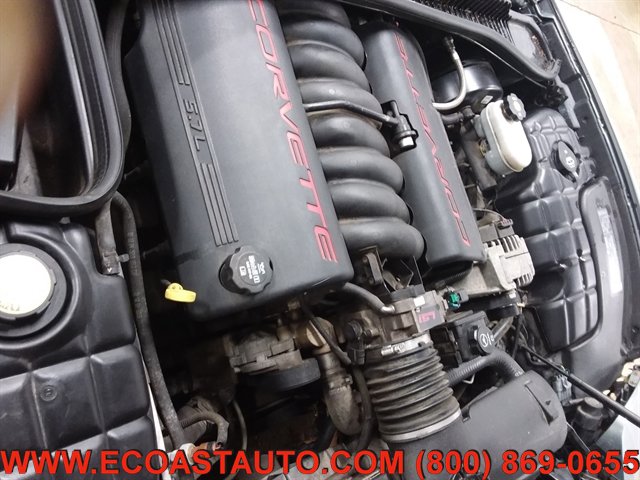 Used 2004 Chevrolet Corvette Convertible w/ Preferred Equipment Group RWD image 9