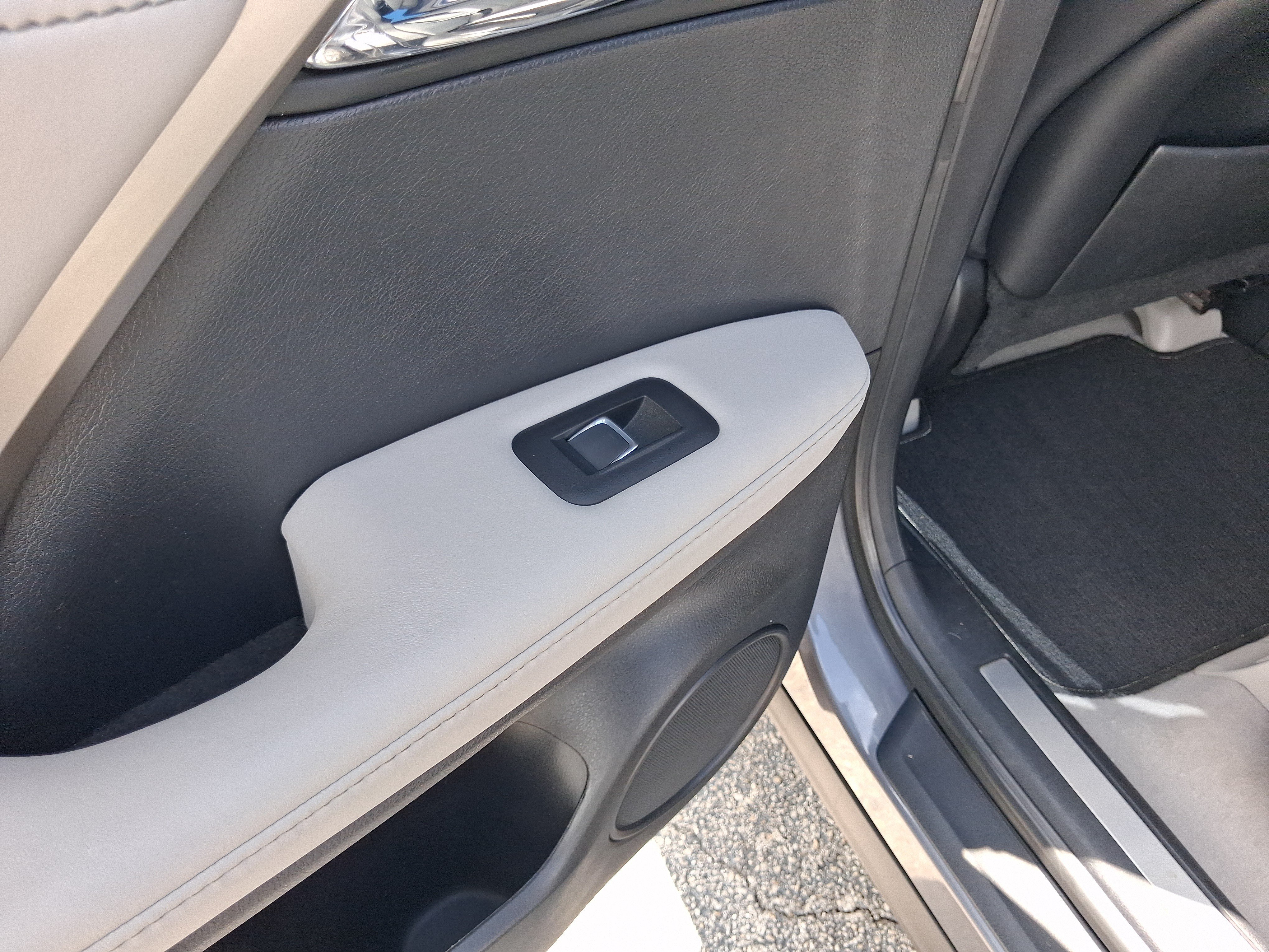 Used 2019 Lexus RX 350 FWD w/ Accessory Package image 26
