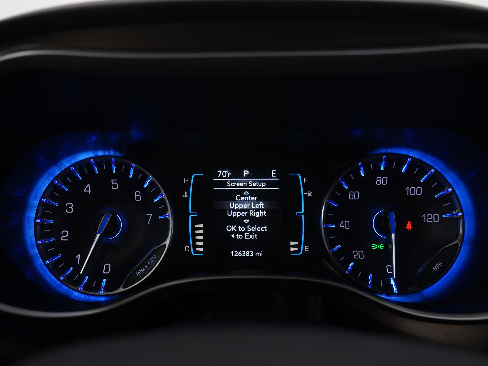 Used 2017 Chrysler Pacifica Touring-L FWD image 28
